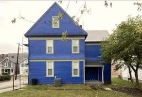 The Charming Blue Peacock Guest House - Image 2