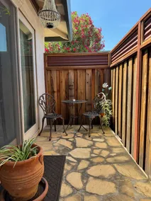 Serene Sonoma Home, Walk/bike downtown in minutes - Image 4