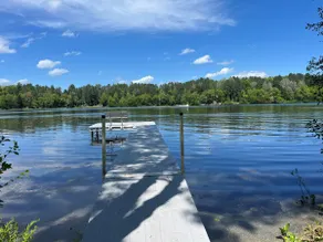 All-seasons lake retreat. Northwoods in comfort. - Image 4