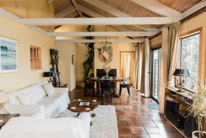 Tuscan Style Nature Retreat with beautiful views - Image 3
