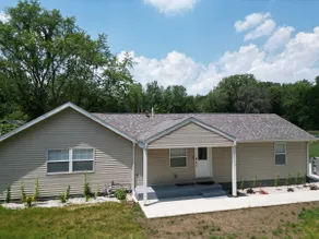 Gorgeous 2BR home near ND (absolutely no parties) - Image 2