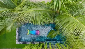 Pen 5BR Tropical Villa – Near the Beach · Private Pool · Billiards · BBQ - Image 3