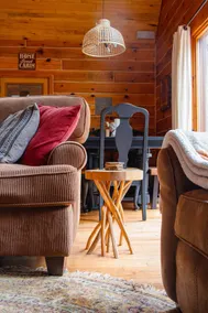 Lulu’s Lodge | Hot Tub + Stone Fireplace - Image 4