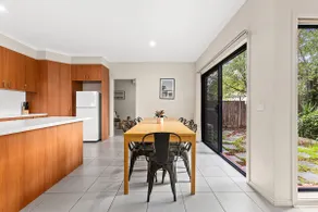 Domi Rentals - The Stockdale Home - Image 2