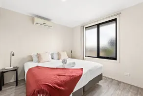 Domi Rentals - The Stockdale Home - Image 4