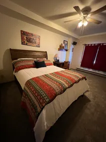 Cozy Escape: Hot Tub, Views, and Pet-Friendly - Image 5