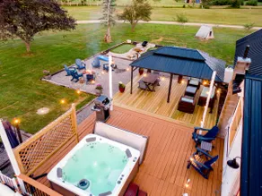 Farmhouse: Hot Tub, Mini Golf, Pickleball, POOL - Image 5