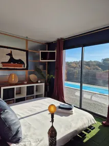 Loft with Heated Pool, Sauna & Jacuzzi - Image 5