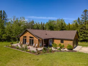 Peaceful Cabin with Lake View - Image 2