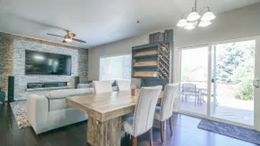 Beautiful 3 bedroom home with theater! - Image 4