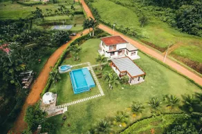 Dream house with a Jacuzzi and private pool - Image 5