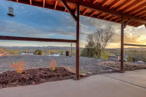 Mountain Views on Hillside in Eagar - Image 3