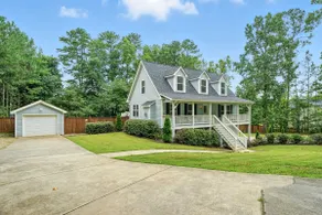 Pet Friendly: 3/2 in Sugar Hill on 1 Acre - Image 2