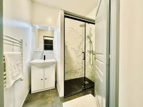 The Grey • Spacious Duplex – Ideal for Professionals & Families - Image 5