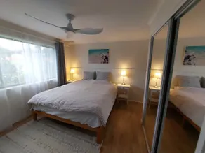 Cheerful 3 bedroom coastal home, near the beach - Image 4