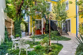 Luxurious Villa with Huge Garden, Terrace & Outdoor Space - Image 5