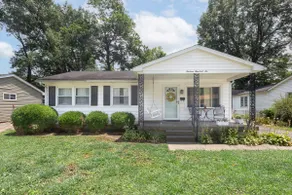 3BR home in prime Louisville location - Image 2