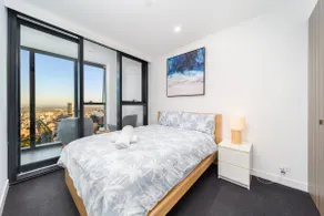 Chic 51F CBD Retreat.2BR. 2Bath. 6Pax.FreeCarpark - Image 3