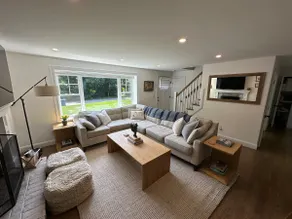 4 BR home in East Falmouth near Great Pond - Image 4