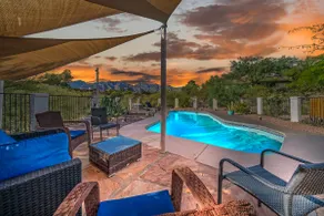 Summer Oasis | Prime Location & Sparkling Pool - Image 4