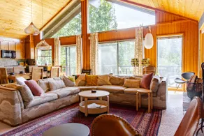 Epic stargazing at the Treehouse Chalet - Image 3