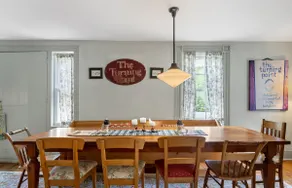 Berkshires Family Inn – For Getaways & Big Groups! Walkable to Butternut! - Image 3