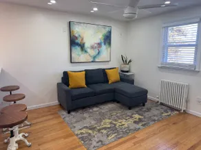 “2 Suite” 2 Bedroom Apartment - Image 3