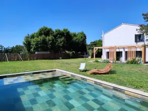 Cottage at the foot of the Luberon - Image 2