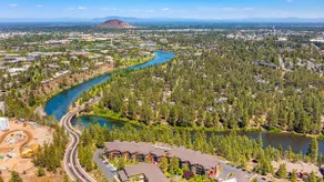 Snowcap Escape at Mount Bachelor w/ Pool & Hot Tub - Image 2
