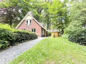 Sunny detached bungalow in the woods H18 - Image 2