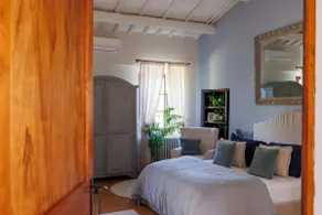 charming apartment with pool - Image 4