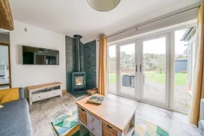 Beautiful cottage in New Forest, Perfect for Two - Image 2