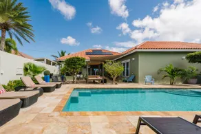 Villa \" Island Vibes\" private pool & walk to beach - Image 2
