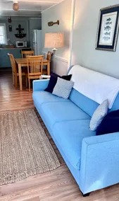 Sweet and Cozy GOTL 2 Bdr Cottage- Pet Friendly! - Image 2