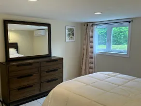 Cozy, Comfortable Suite w/ Washer/Dryer - Image 5