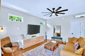 New pvt Patio*Hot tub*King Bed*Near DT AVL*Hammock - Image 4