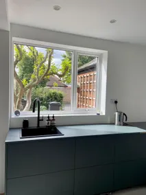 Relax in Comfort, Renovated 3 Bed Nuthall Retreat - Image 2