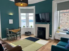 Beautiful Upper Apartment/Stunning Sea Views, Isle of Bute - Image 2