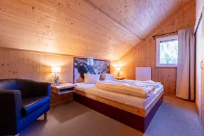 Vacation home # 124 with 4 bedrooms and IR sauna - Image 2