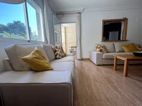 Large apartment, 3 bedrooms, 2 bathrooms - Image 2