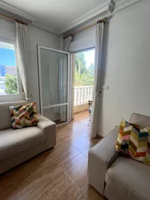Large apartment, 3 bedrooms, 2 bathrooms - Image 4