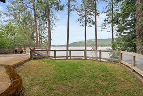 Beautiful Liberty Lake Waterfront House - Image 5