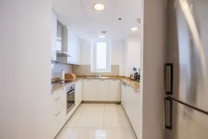 Lovely Two-Bedroom Apartment with Pool Access - Image 3