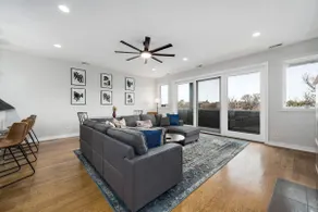 Urban Farm Stay w/ Skyline Views + Free Parking - Image 2