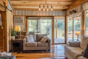 Hagood Mill Hideaway - Image 5