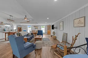 The Loft at Sailor's Retreat. Waterfront Apartment - Image 2