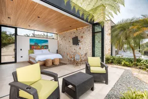 Luxury House next to Guatapé reservoir wtih Jacuzzi, gym & tennis court - Image 3