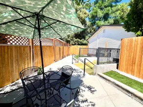 Luxury Private Suite w/ Yard | 25 min to DIA - Image 3