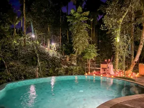 Secluded Honeymoon Escape with Heated Plunge Pool - Image 4