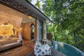 Secluded Honeymoon Escape with Heated Plunge Pool - Image 3